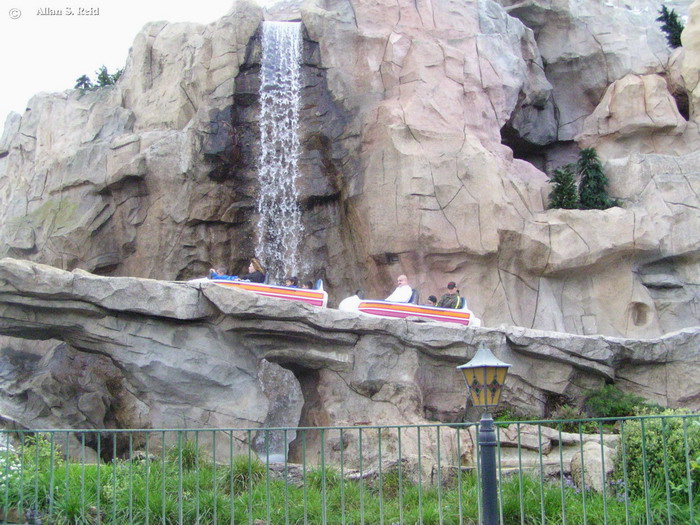 Matterhorn Bobsleds photo from Disneyland
