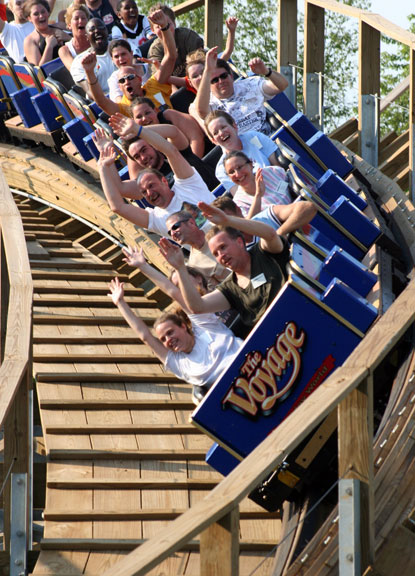 Voyage, The photo from Holiday World