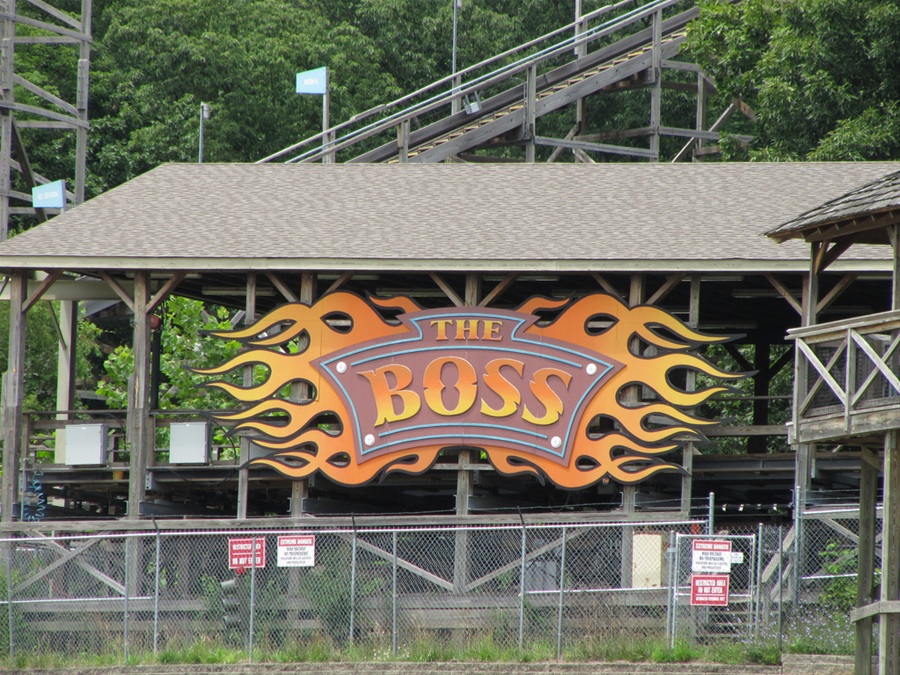 Boss, The photo from Six Flags St. Louis