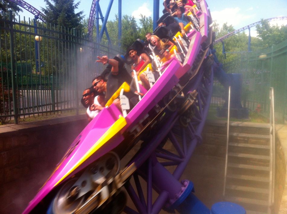 Bizarro photo from Six Flags New England