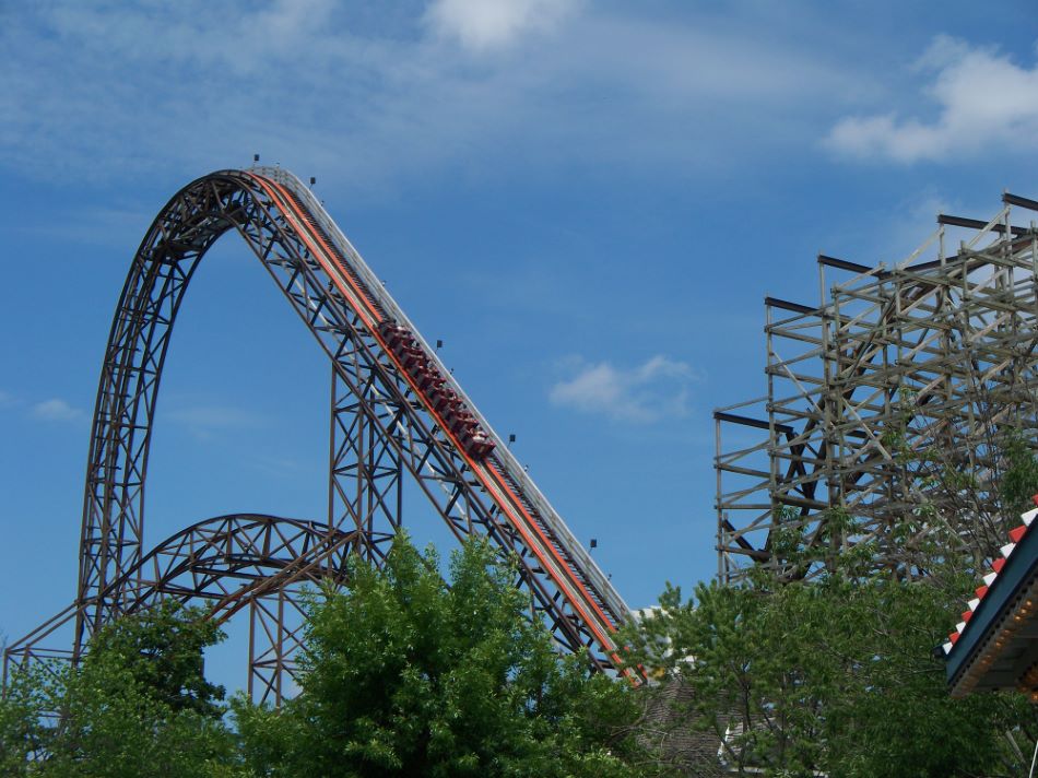 Goliath photo from Six Flags Great America