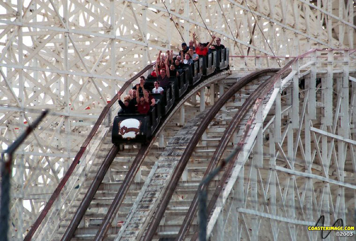 Colossus photo from Six Flags Magic Mountain