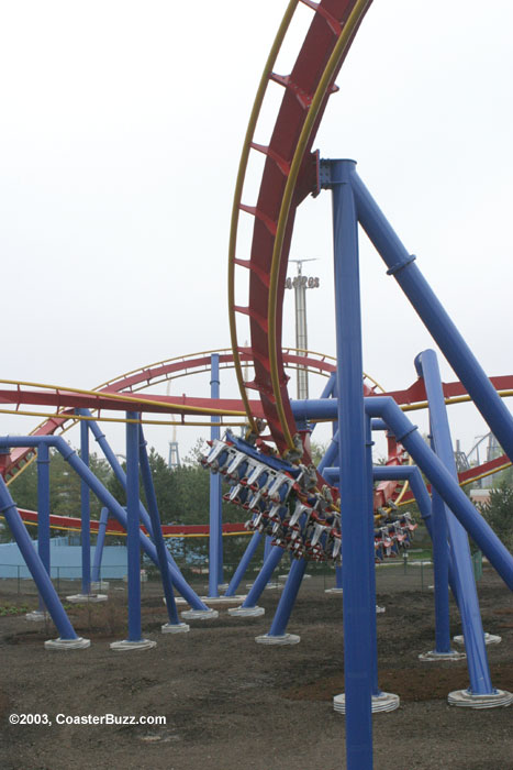 Superman Ultimate Flight photo from Six Flags Great America