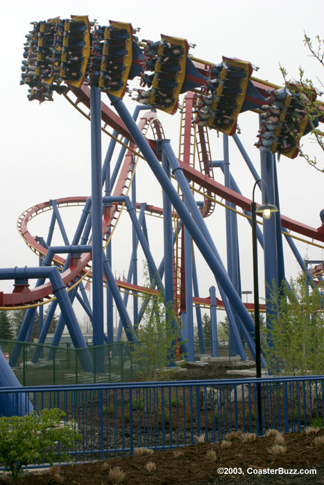 Superman Ultimate Flight photo from Six Flags Great America - CoasterBuzz