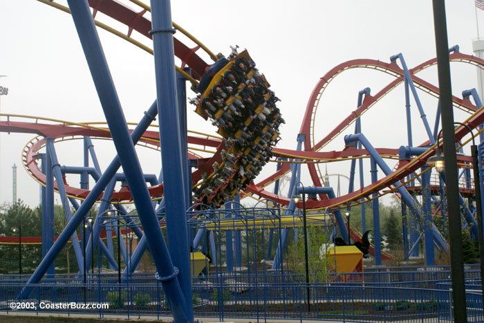 Superman Ultimate Flight photo from Six Flags Great America