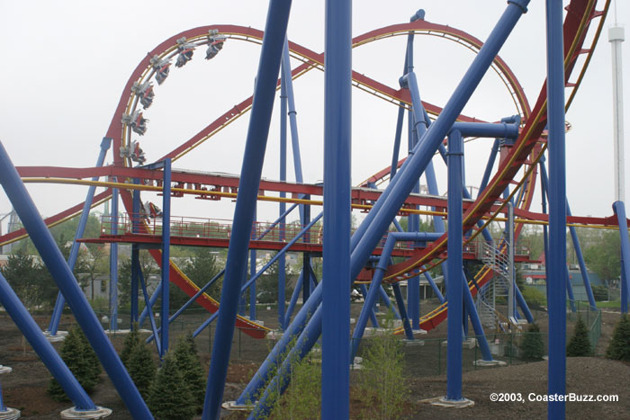 Superman Ultimate Flight photo from Six Flags Great America