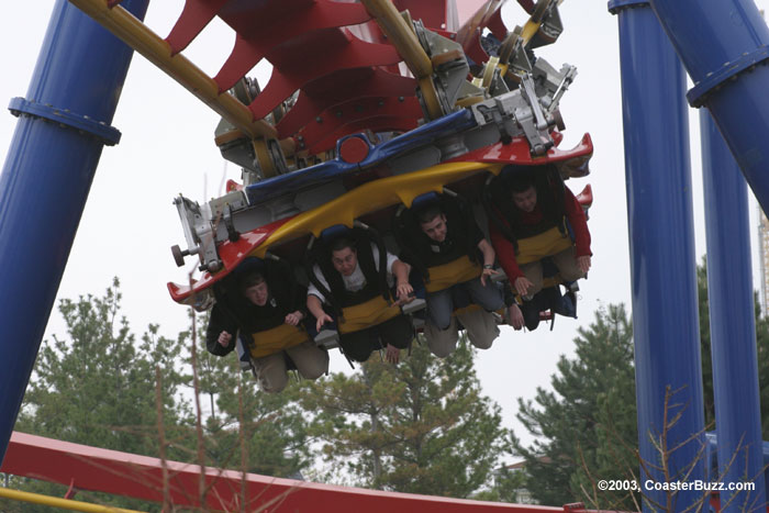 Superman Ultimate Flight photo from Six Flags Great America