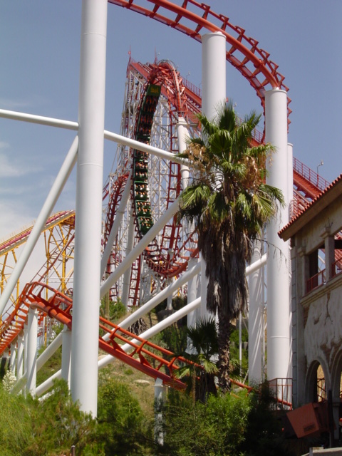 Viper photo from Six Flags Magic Mountain