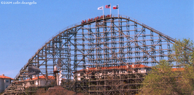 Rattler, The photo from Six Flags Fiesta Texas