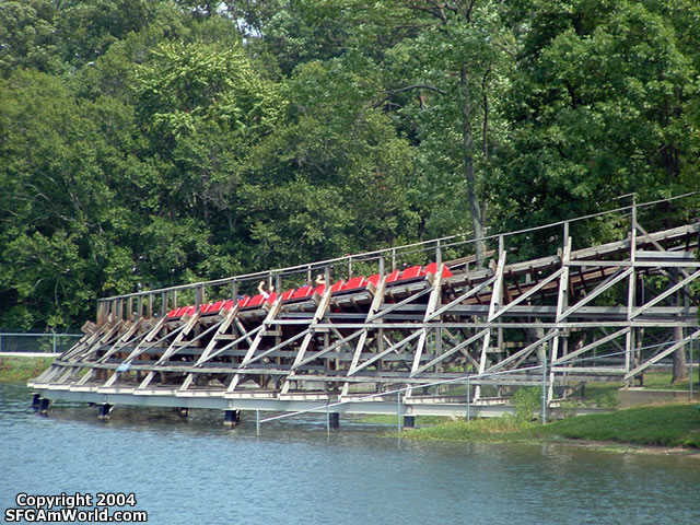 Raven photo from Holiday World