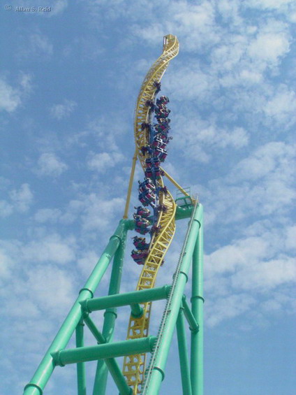 Wicked Twister photo from Cedar Point - CoasterBuzz