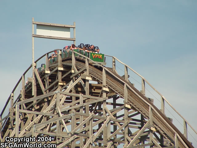 Viper photo from Six Flags Great America