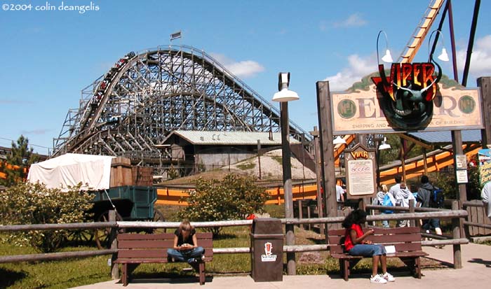 Viper photo from Six Flags Great America