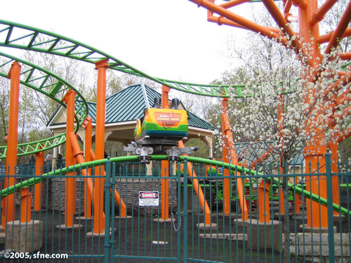 Mr. Six's Pandemonium photo from Six Flags New England