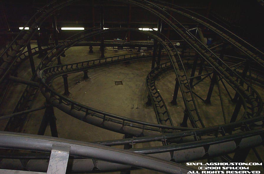 Mayan Mindbender photo from Six Flags Astroworld