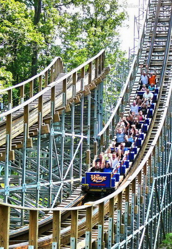 Voyage, The photo from Holiday World