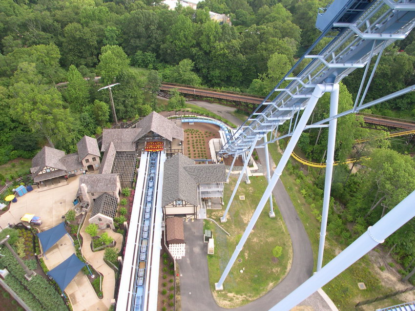 Griffon photo from Busch Gardens Williamsburg