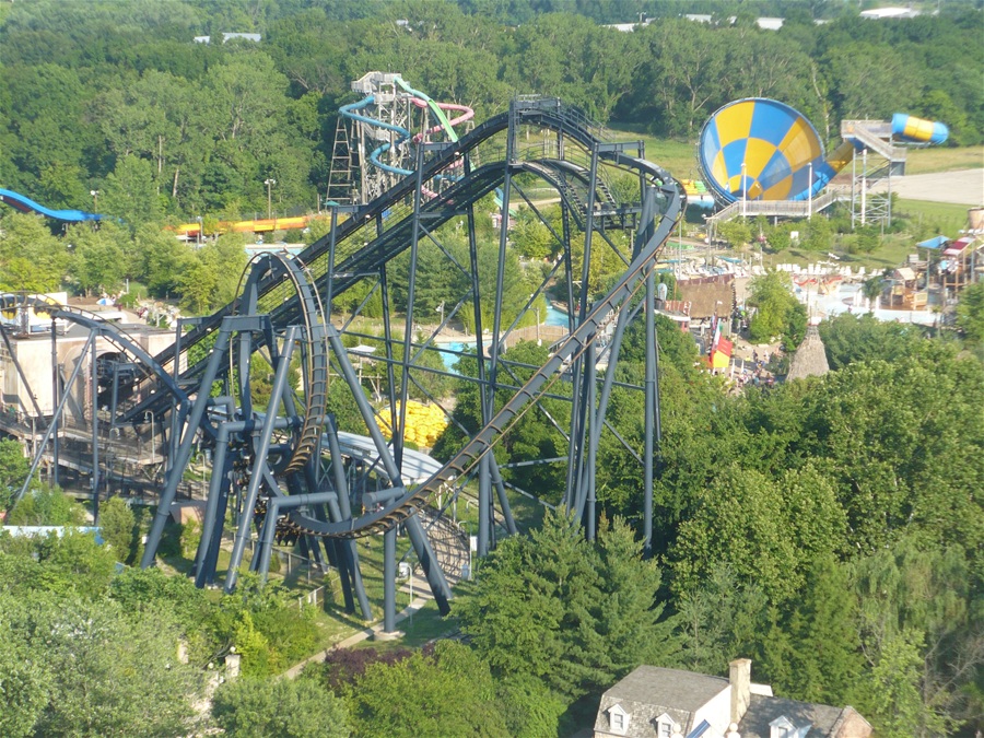 Batman: The Ride photo from Six Flags St. Louis - CoasterBuzz