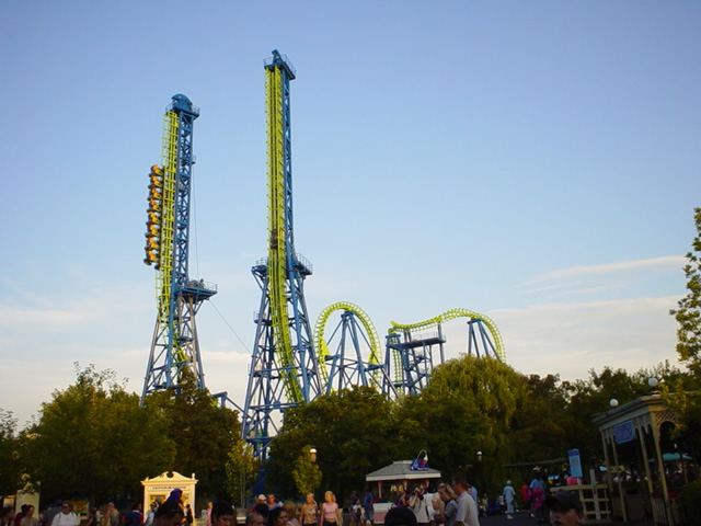 Deja Vu photo from Six Flags Great America