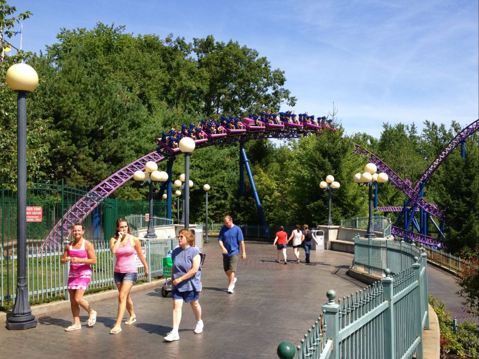 Bizarro photo from Six Flags New England