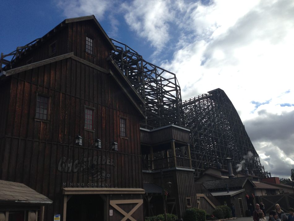 GhostRider photo from Knott's Berry Farm