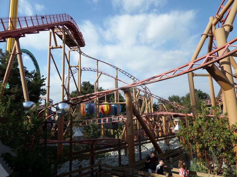 Sierra Sidewinder photo from Knott's Berry Farm