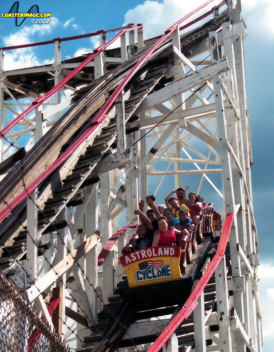 Cyclone photo from Astroland