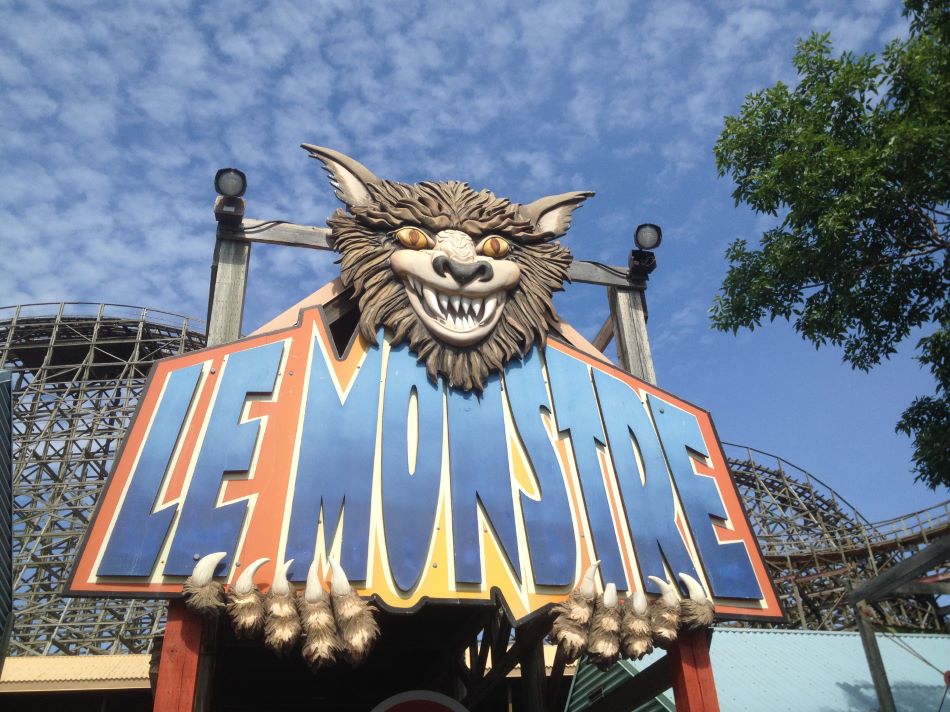 Monstre, Le photo from La Ronde