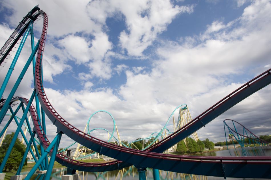 Mako photo from SeaWorld Orlando - CoasterBuzz