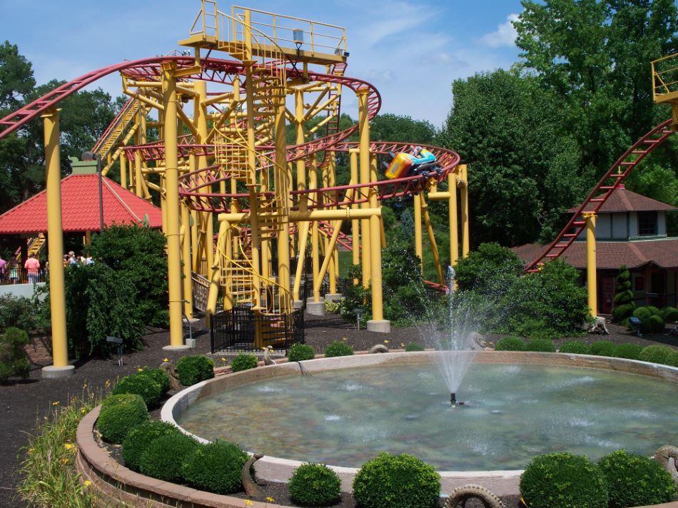 Spinning Dragons photo from Worlds of Fun