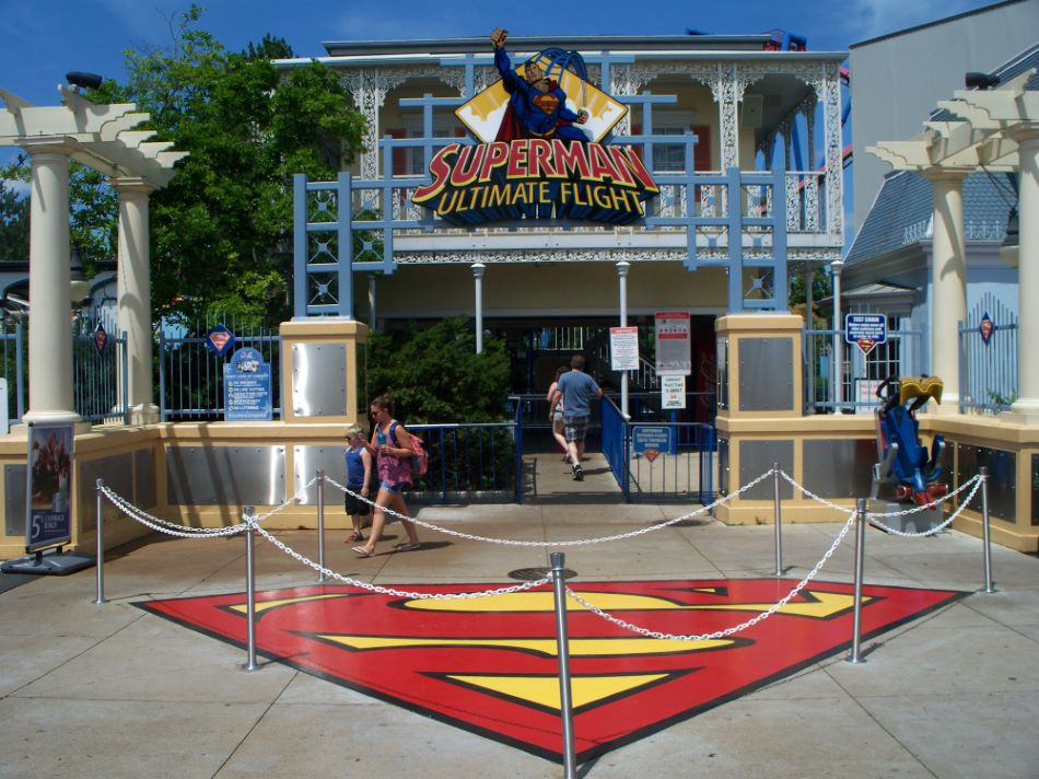 Superman Ultimate Flight photo from Six Flags Great America