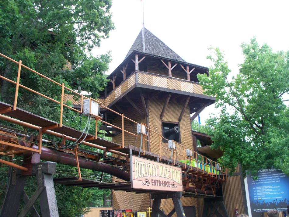 Runaway Train photo from Six Flags Great Adventure