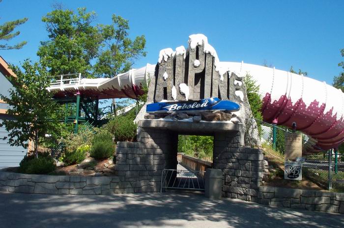 Alpine Bobsled photo from Great Escape, The