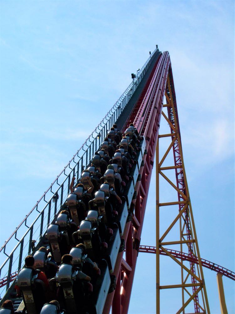 Intimidator 305 photo from Kings Dominion - CoasterBuzz