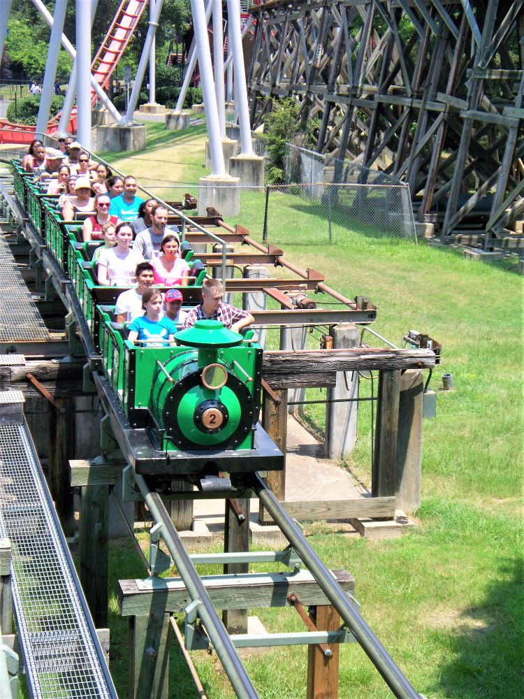 Carolina Gold Rusher photo from Carowinds