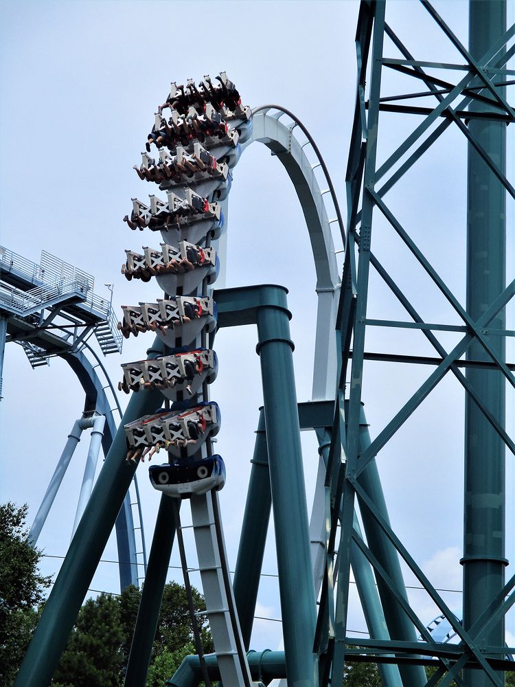 Alpengeist Photo From Busch Gardens Williamsburg Coasterbuzz