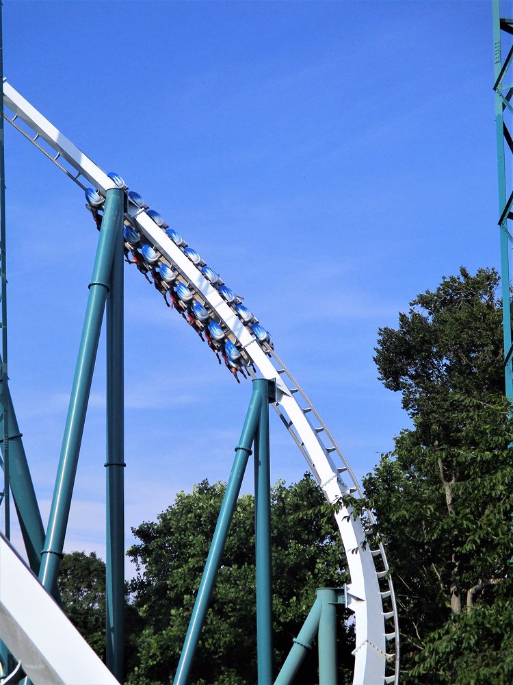 Alpengeist Photo From Busch Gardens Williamsburg Coasterbuzz