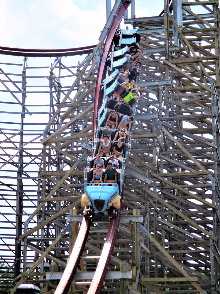 Twisted Timbers photo from Kings Dominion