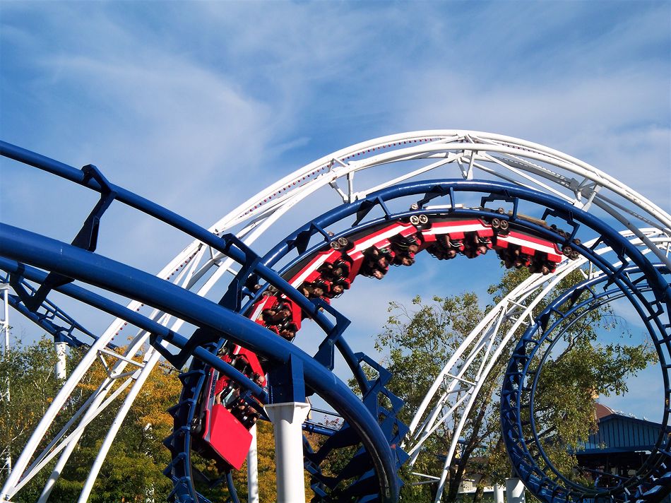 Corkscrew photo from Cedar Point