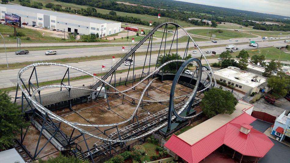 Silver bullet roller coaster hi-res stock photography and images