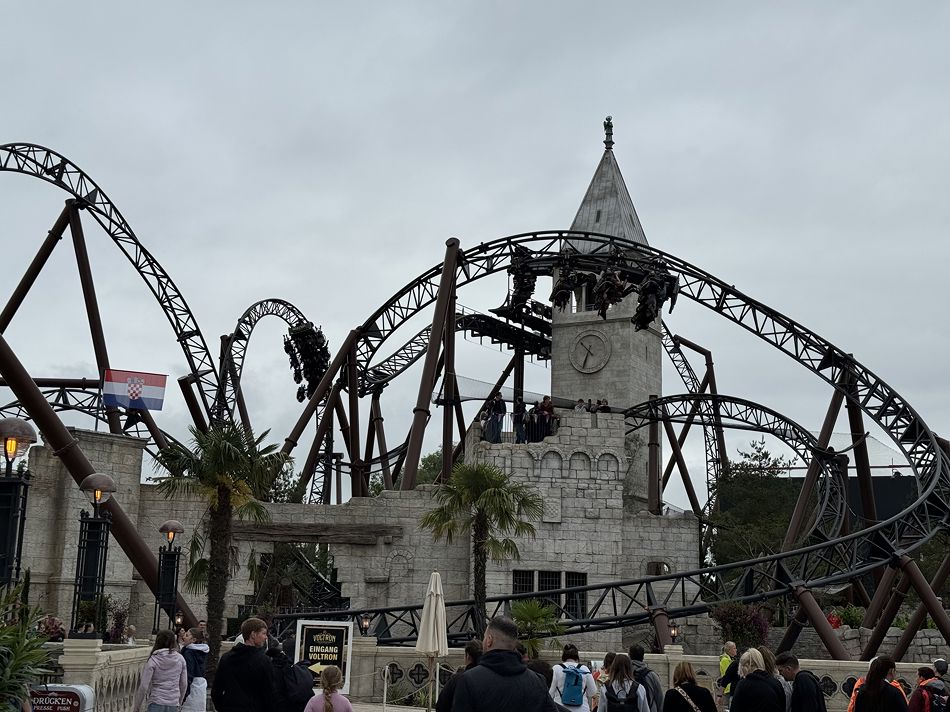 Voltron photo from Europa Park