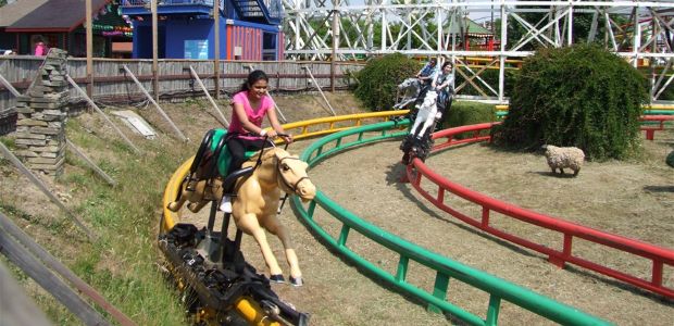 Steeplechase At Pleasure Beach Blackpool Coasterbuzz